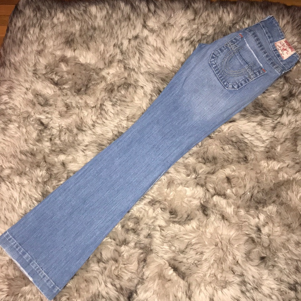 TRUE RELIGION “Sammy” Light Wash Distressed Denim